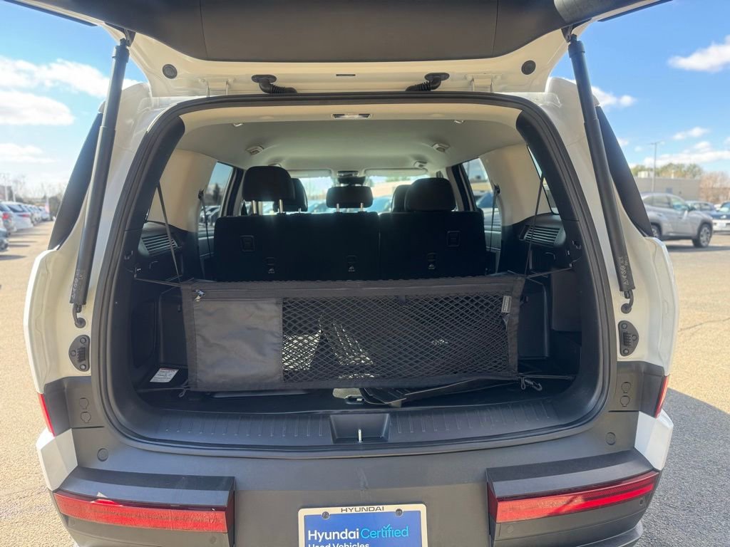 Certified 2025 Hyundai Santa Fe SE image 7