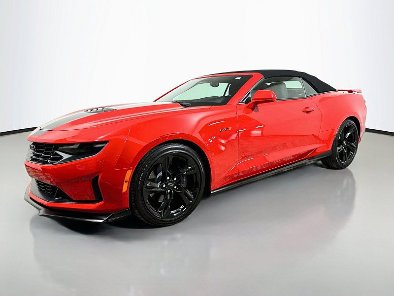 Used 2022 Chevrolet Camaro LT RWD image 3
