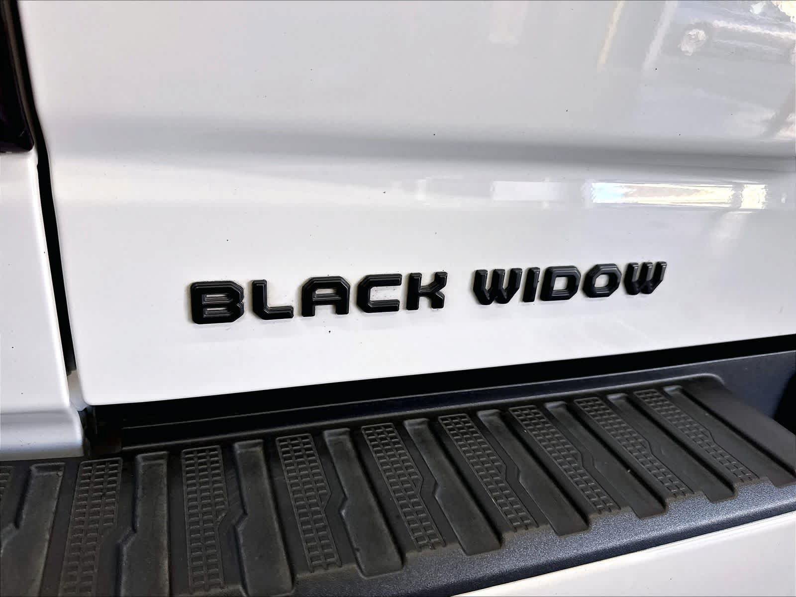 Used 2023 GMC Sierra 1500 AT4 w/ AT4 Premium Package AWD/4WD image 11