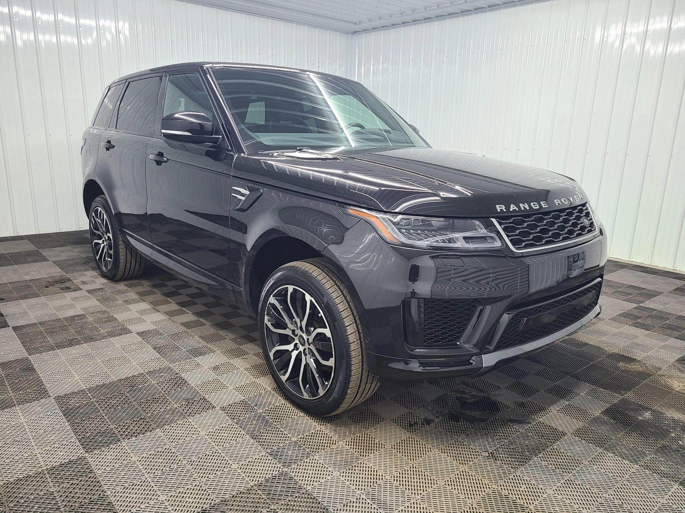 Used 2020 Land Rover Range Rover Sport HSE image 4