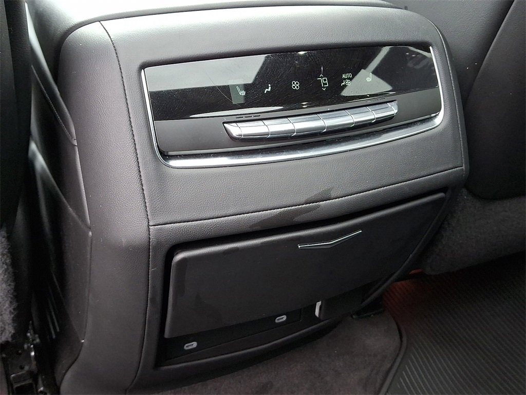 Used 2022 Cadillac Escalade ESV Sport w/ Touring Package image 11