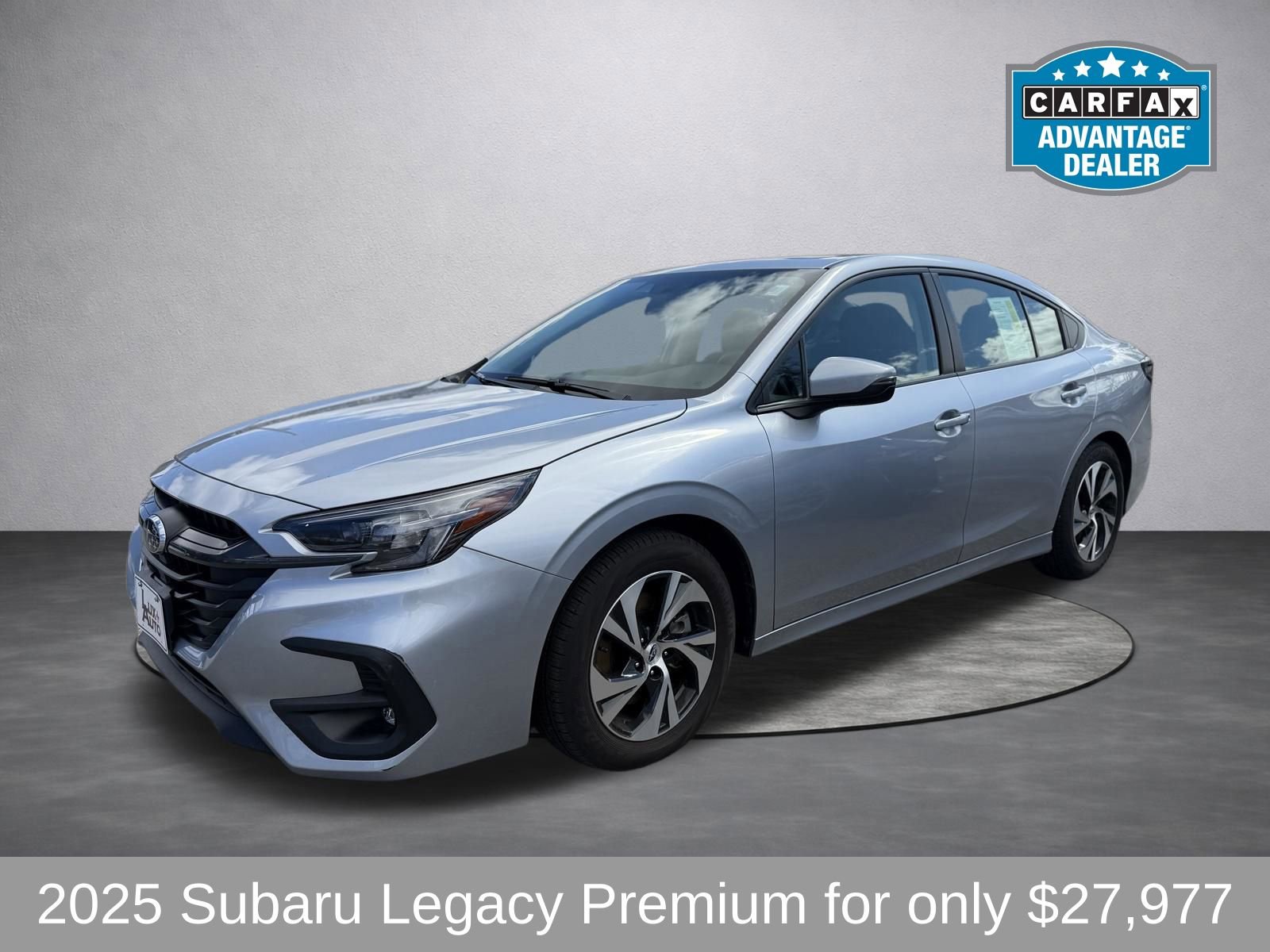 Used 2025 Subaru Legacy Premium image 3