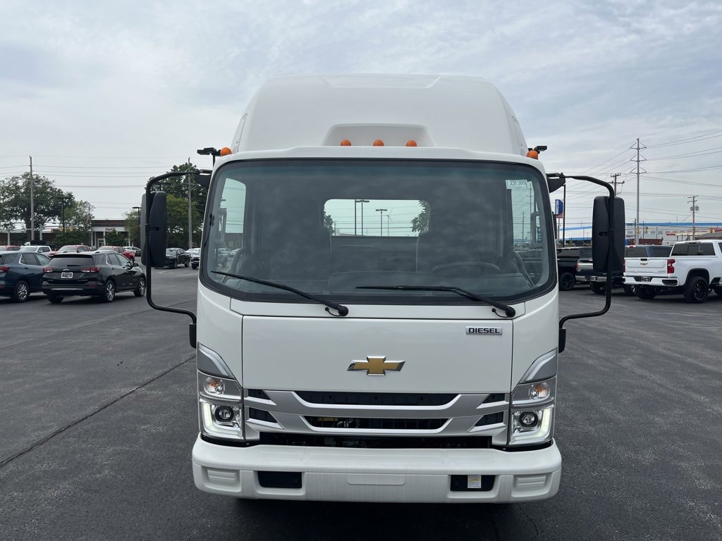 New 2023 Chevrolet Low Cab Forward 5500XD image 2