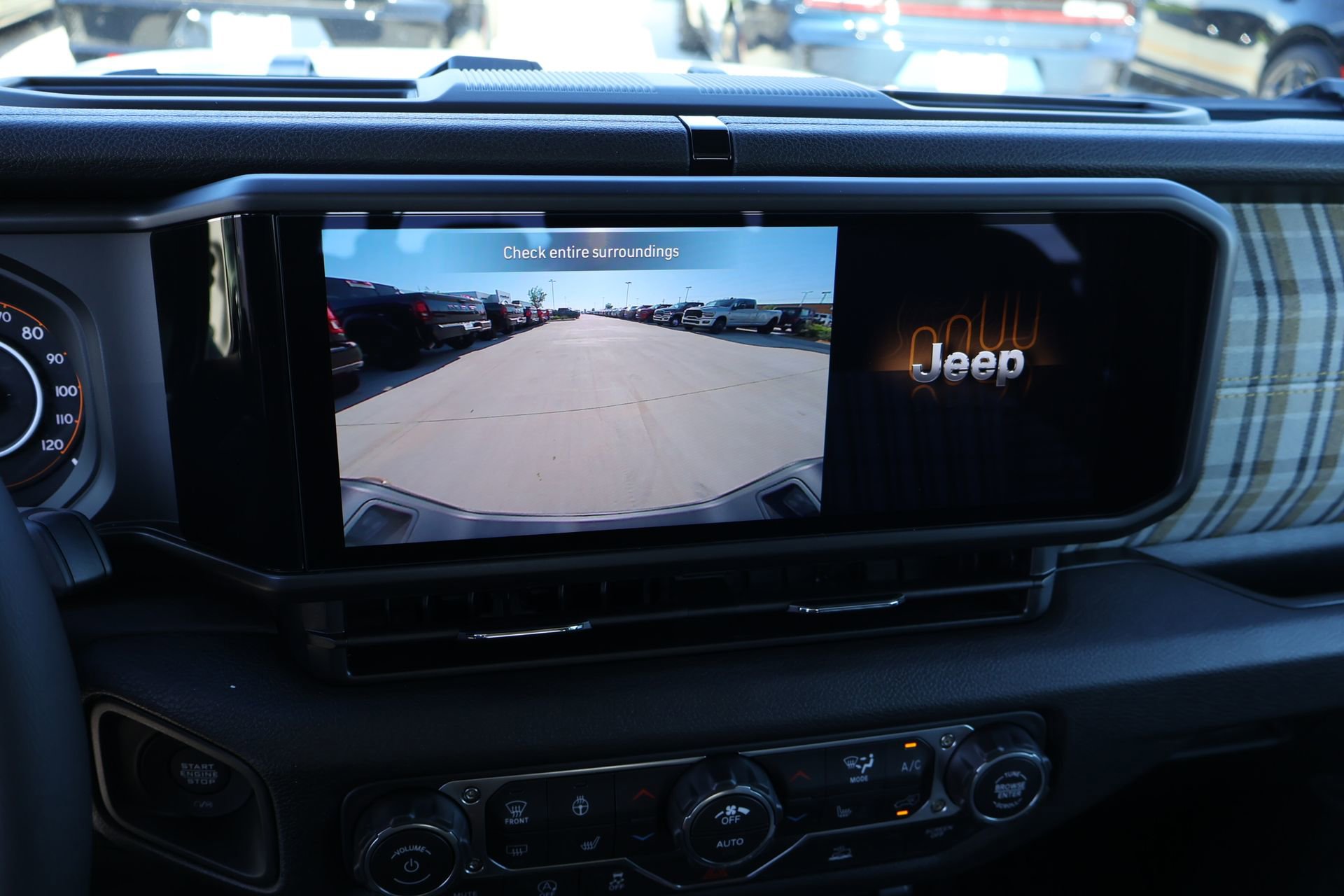 New 2026 Jeep Gladiator Sport AWD/4WD image 6
