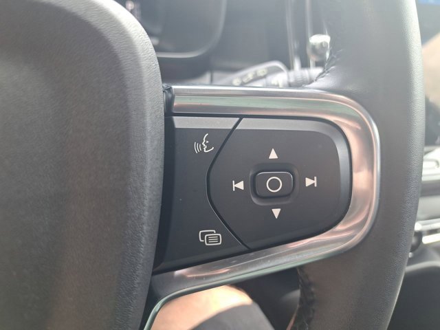 Used 2023 Volvo XC40 Recharge Ultimate w/ Protection Package Premier image 27