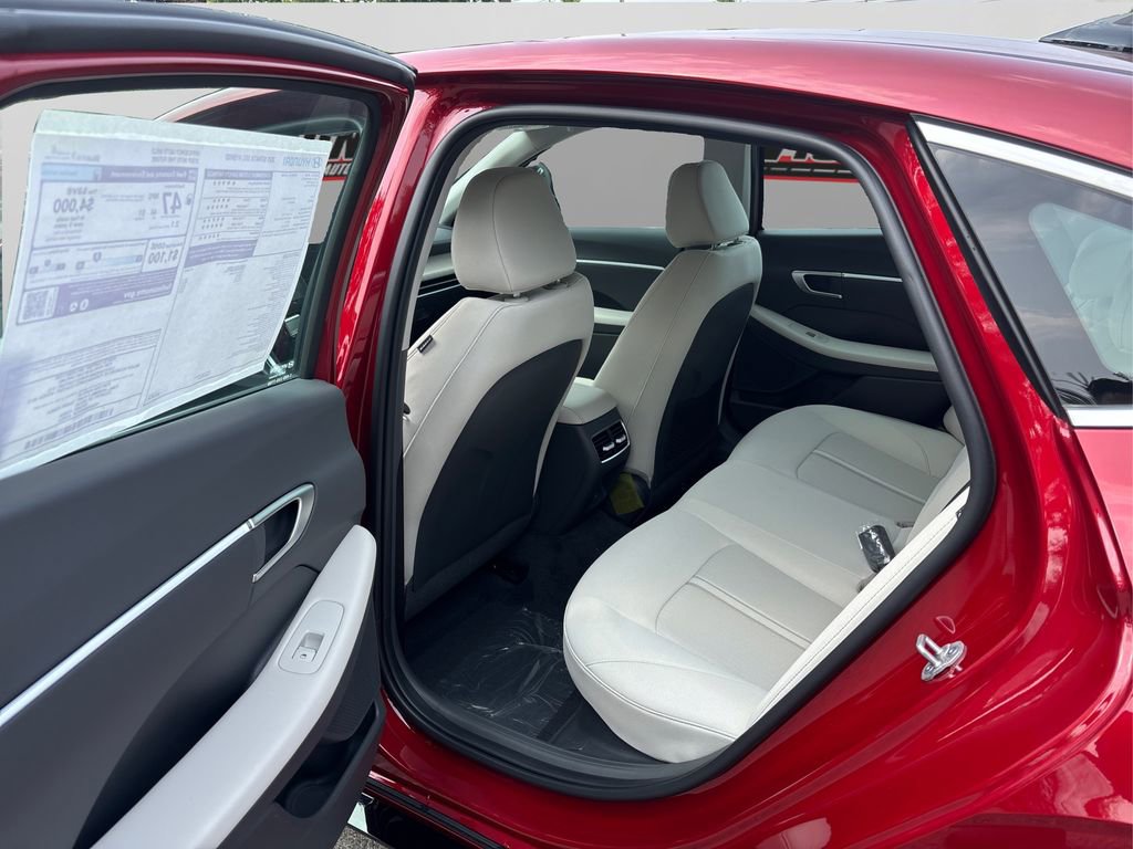 Used 2025 Hyundai Sonata SEL image 10