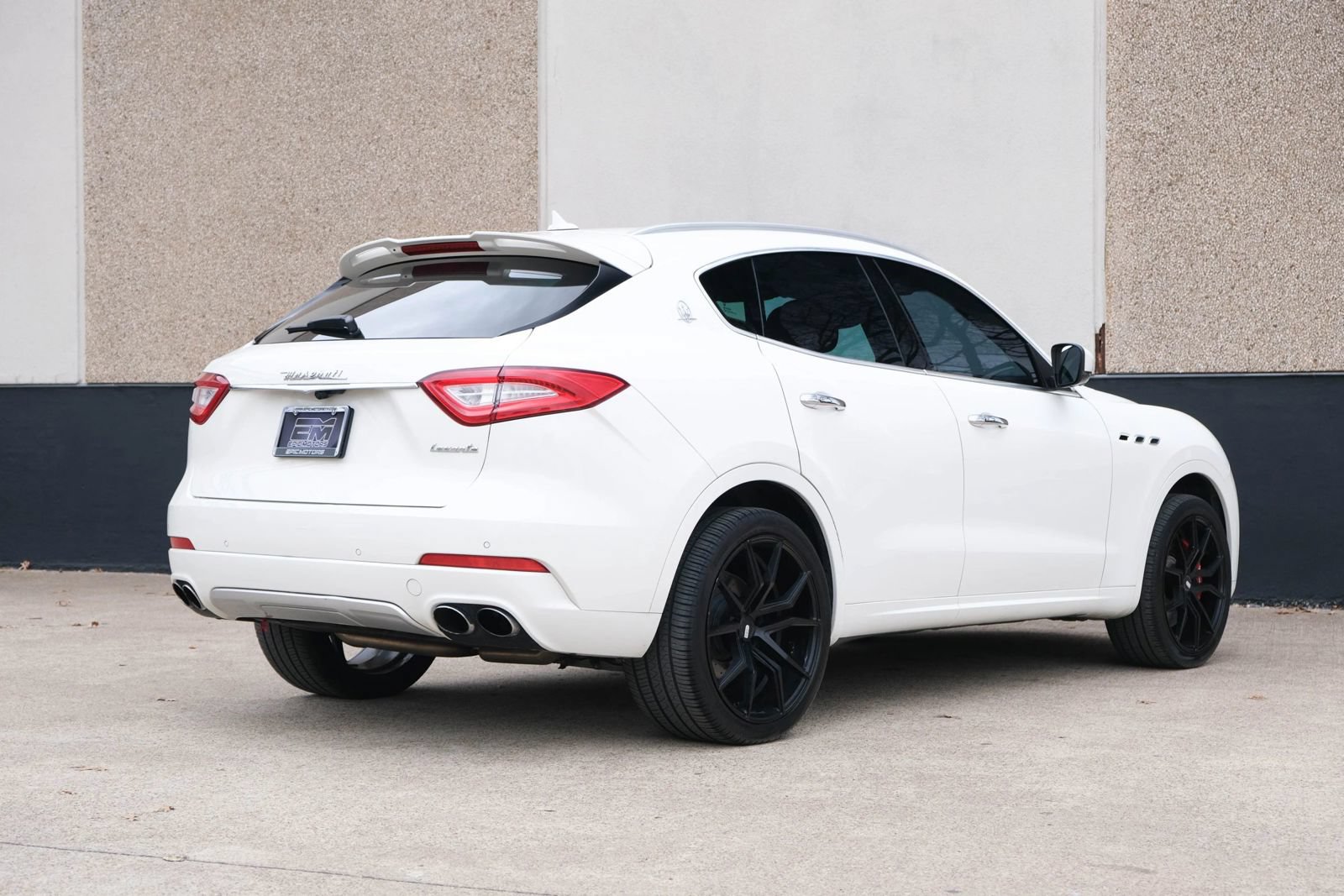 Used 2017 Maserati Levante S AWD/4WD image 15