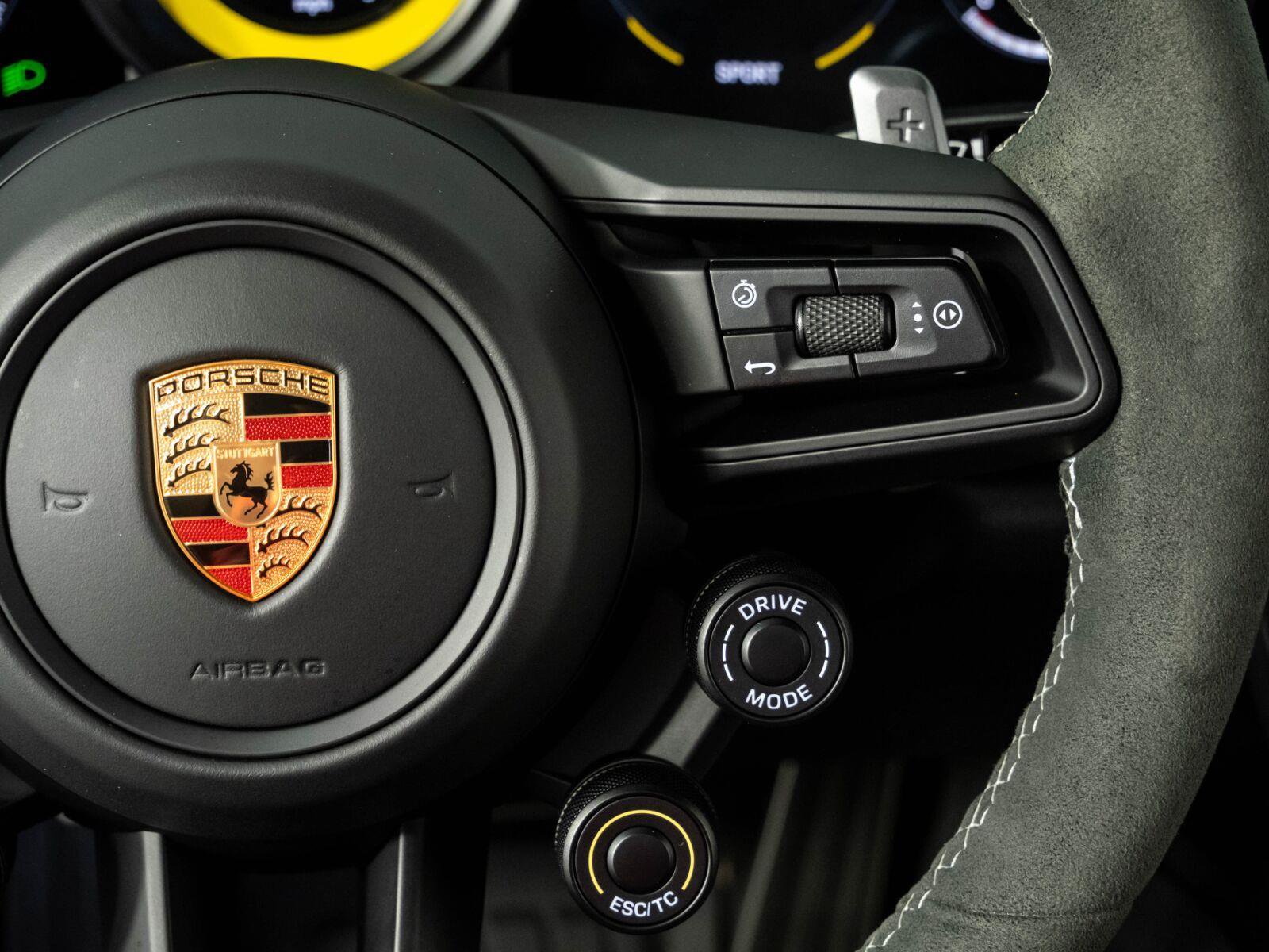 Used 2023 Porsche 911 GT3 RS RWD image 11
