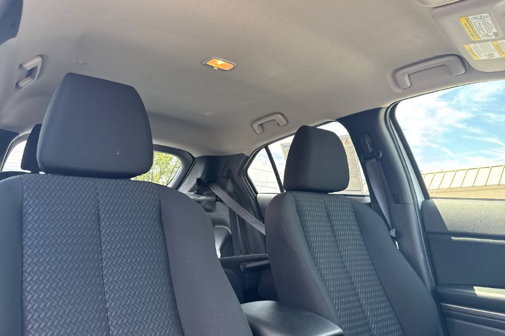 New 2026 Mitsubishi Eclipse Cross LE AWD/4WD image 18