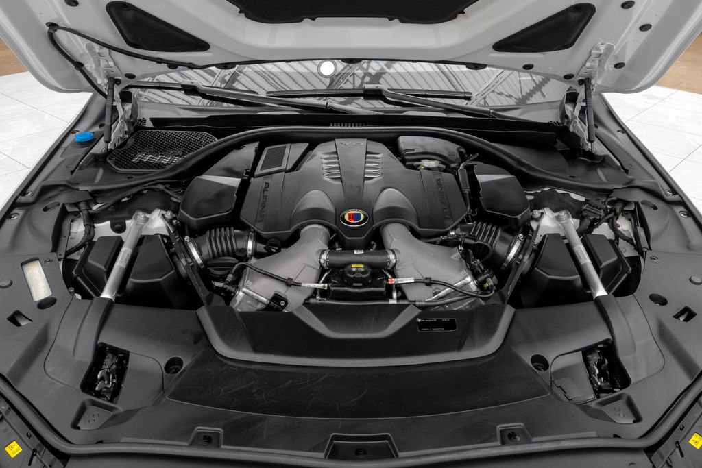 Used 2020 BMW ALPINA B7 xDrive image 56