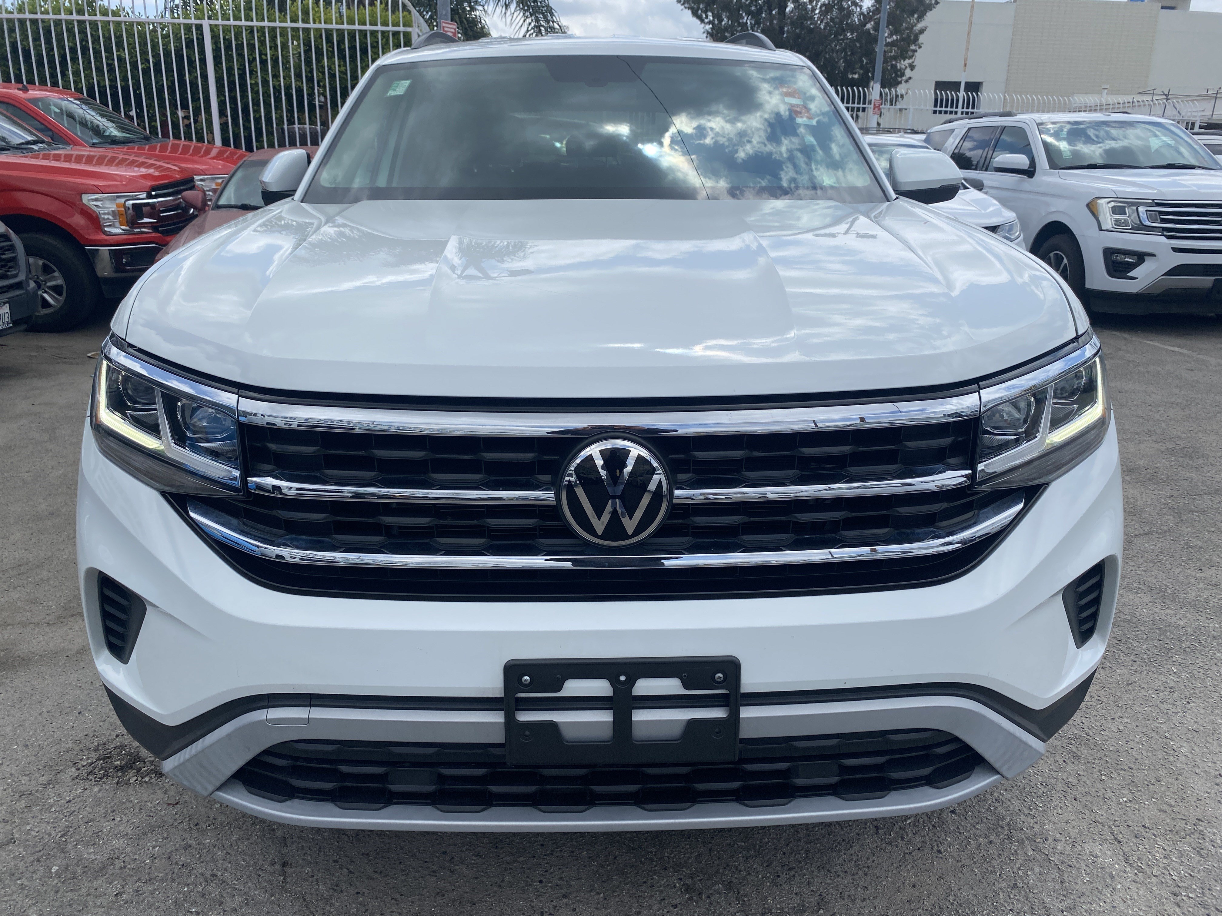 Used 2022 Volkswagen Atlas SE FWD image 3