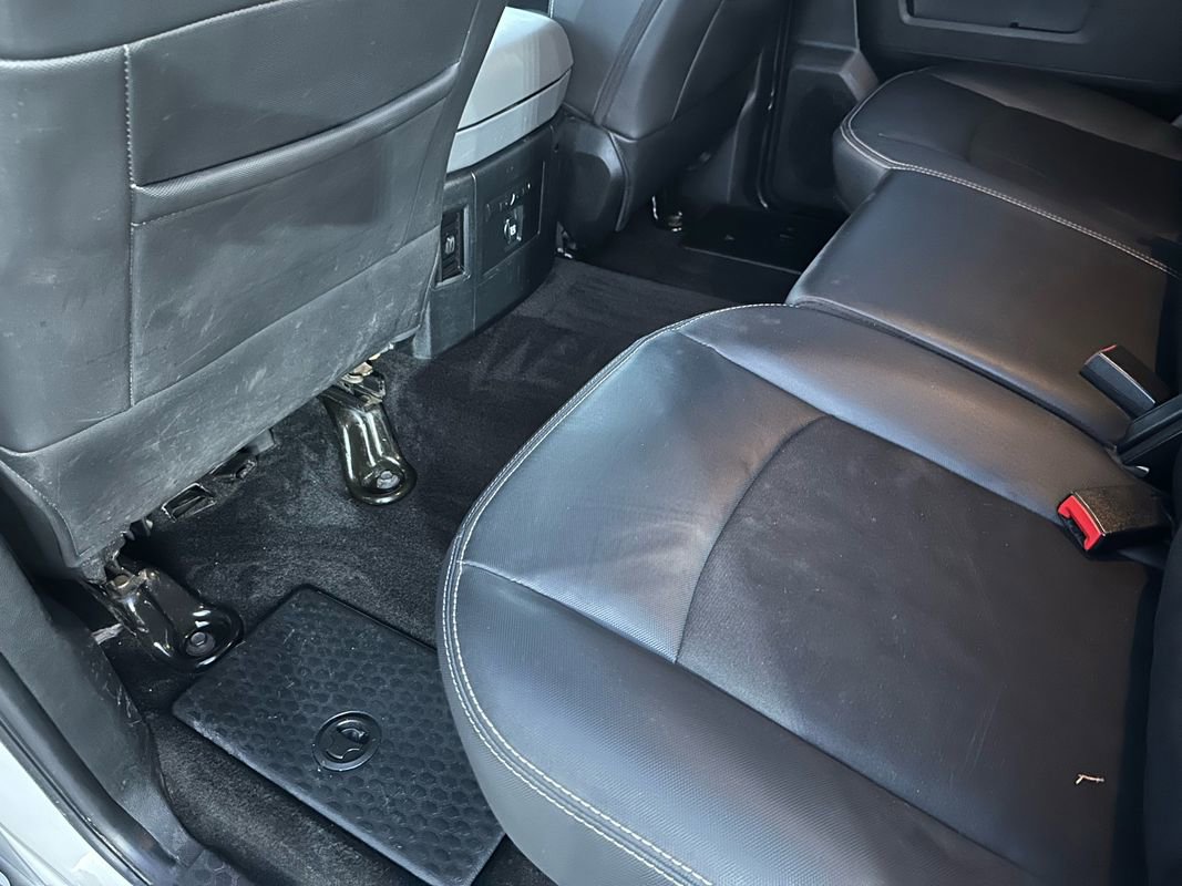 Used 2017 RAM 1500 Rebel w/ Luxury Group image 33