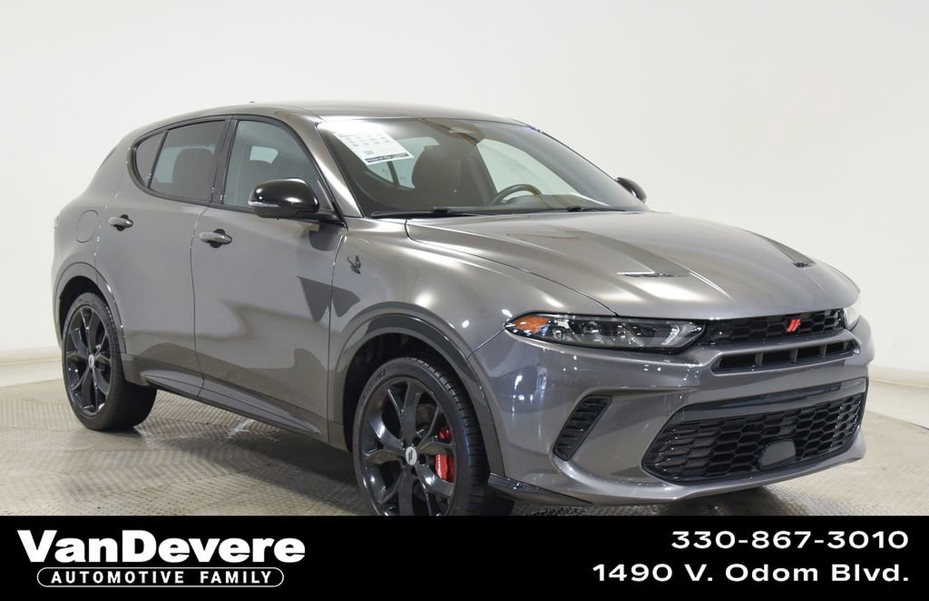 Used 2024 Dodge Hornet R/T image 1