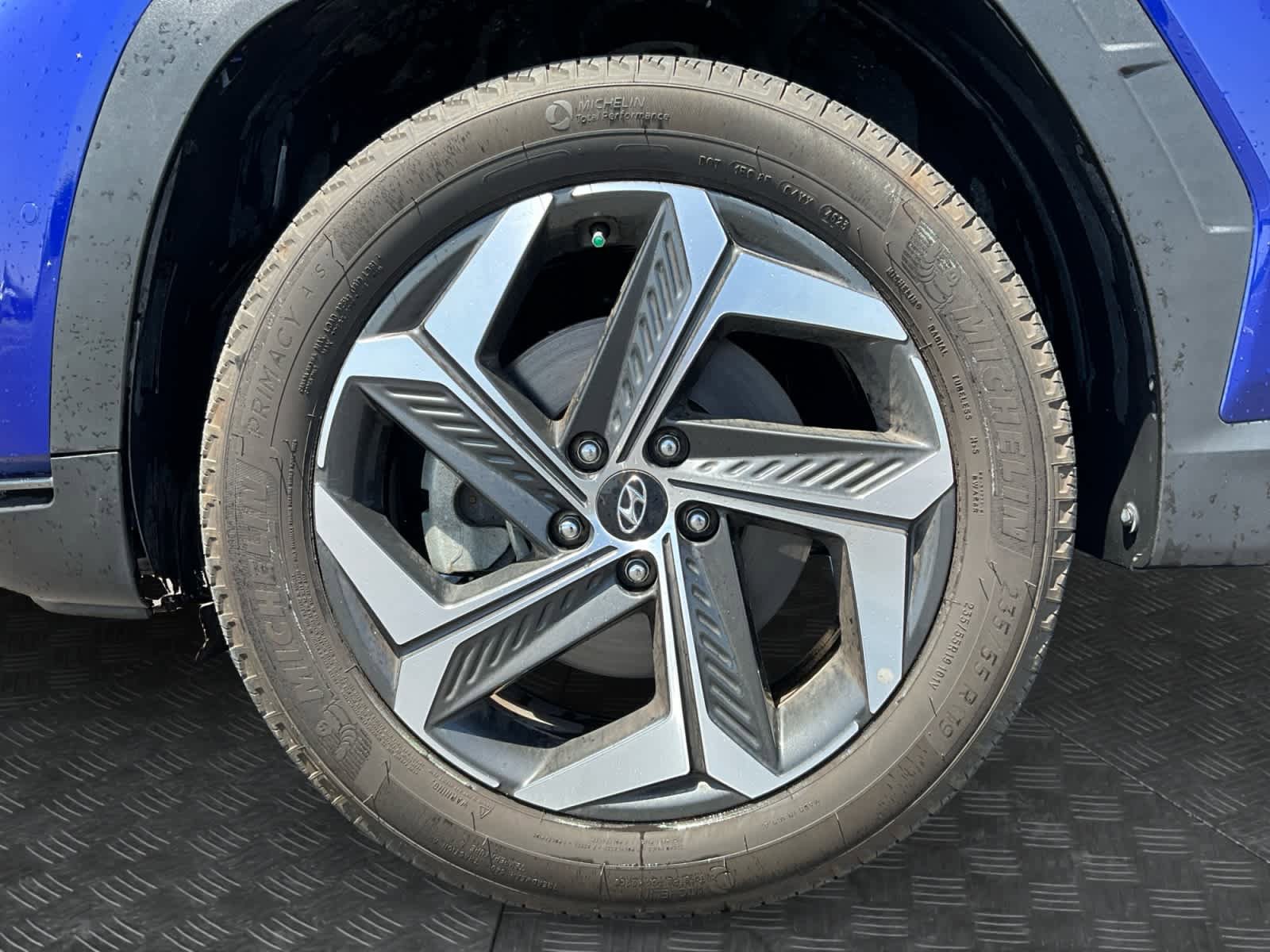 Used 2024 Hyundai Tucson Limited AWD/4WD image 16