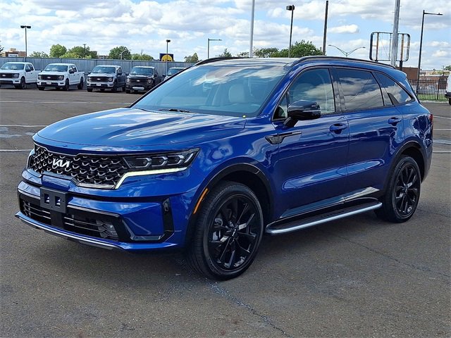 Used 2022 Kia Sorento SX image 3
