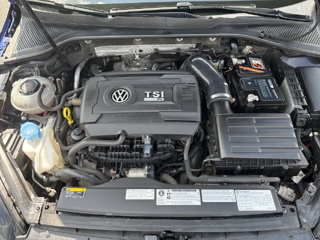 Used 2019 Volkswagen Golf R 4-Door AWD/4WD image 25