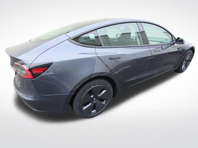 Used 2023 Tesla Model 3 Standard Range image 7