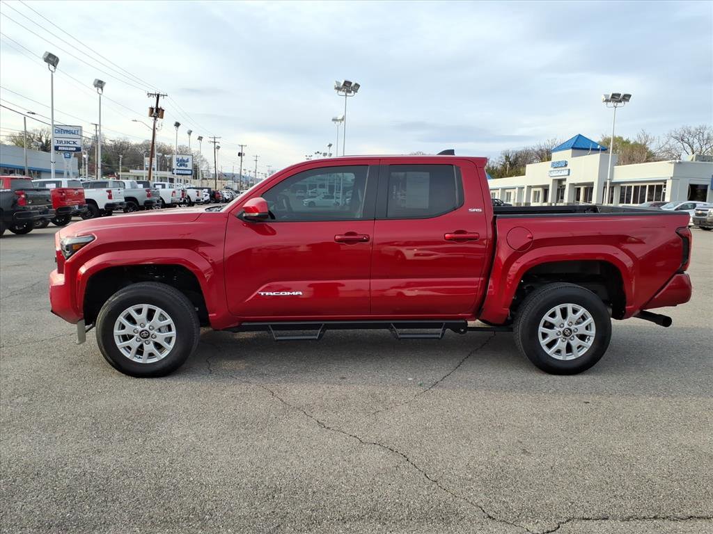 Used 2024 Toyota Tacoma SR5 image 7