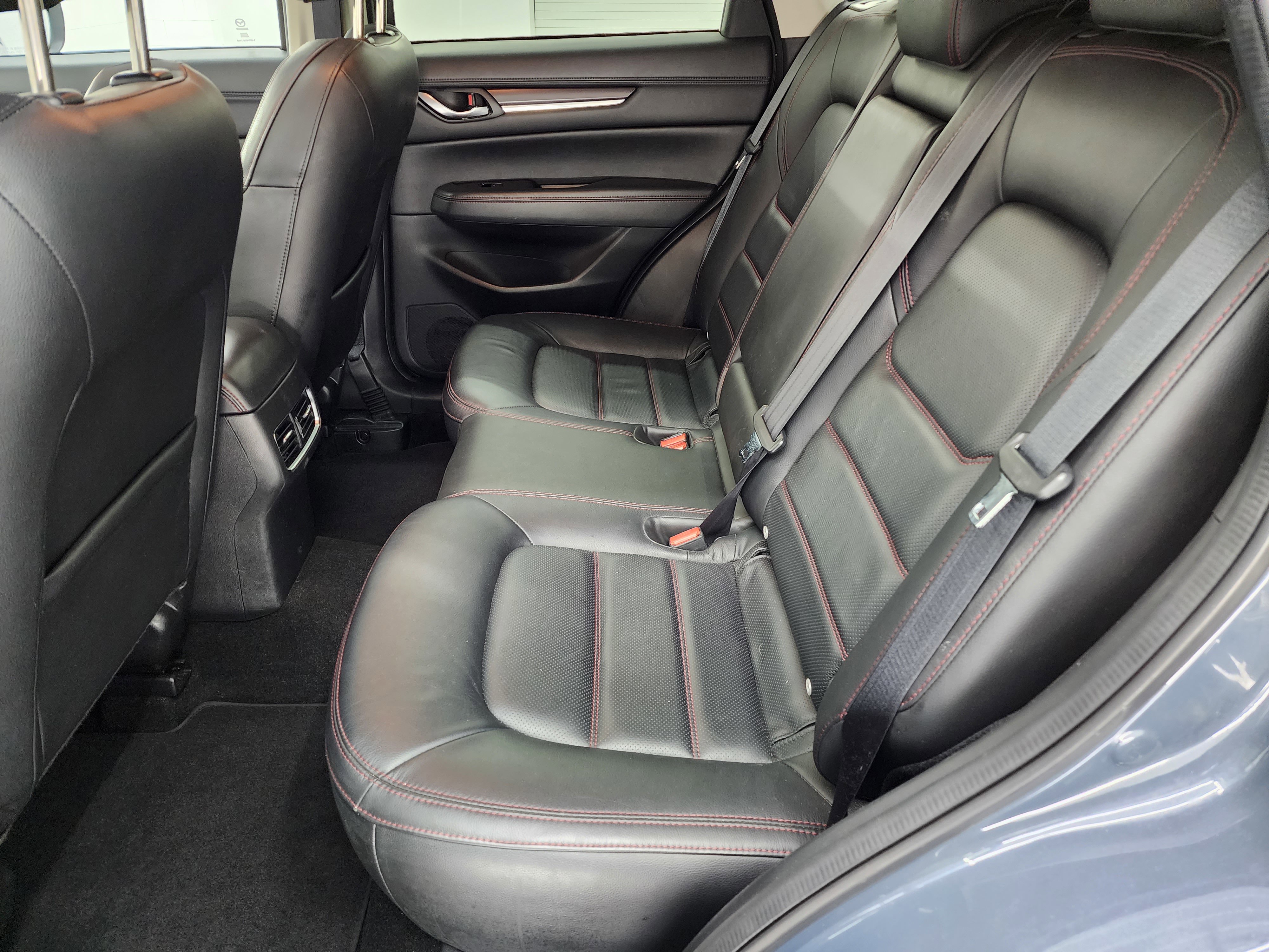 Used 2024 MAZDA CX-5 Carbon Edition image 9