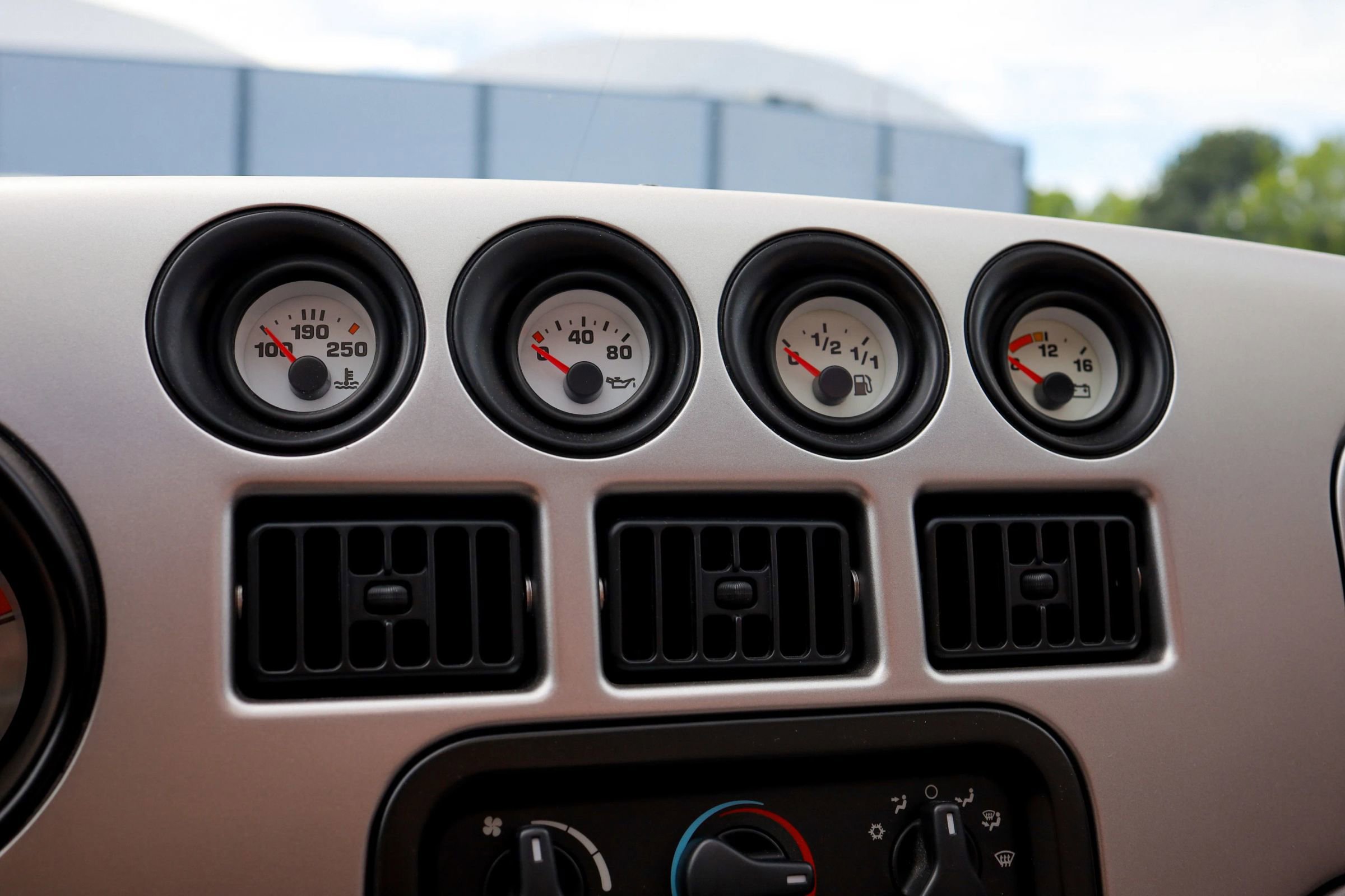 Used 1995 Dodge Viper RT/10 image 82