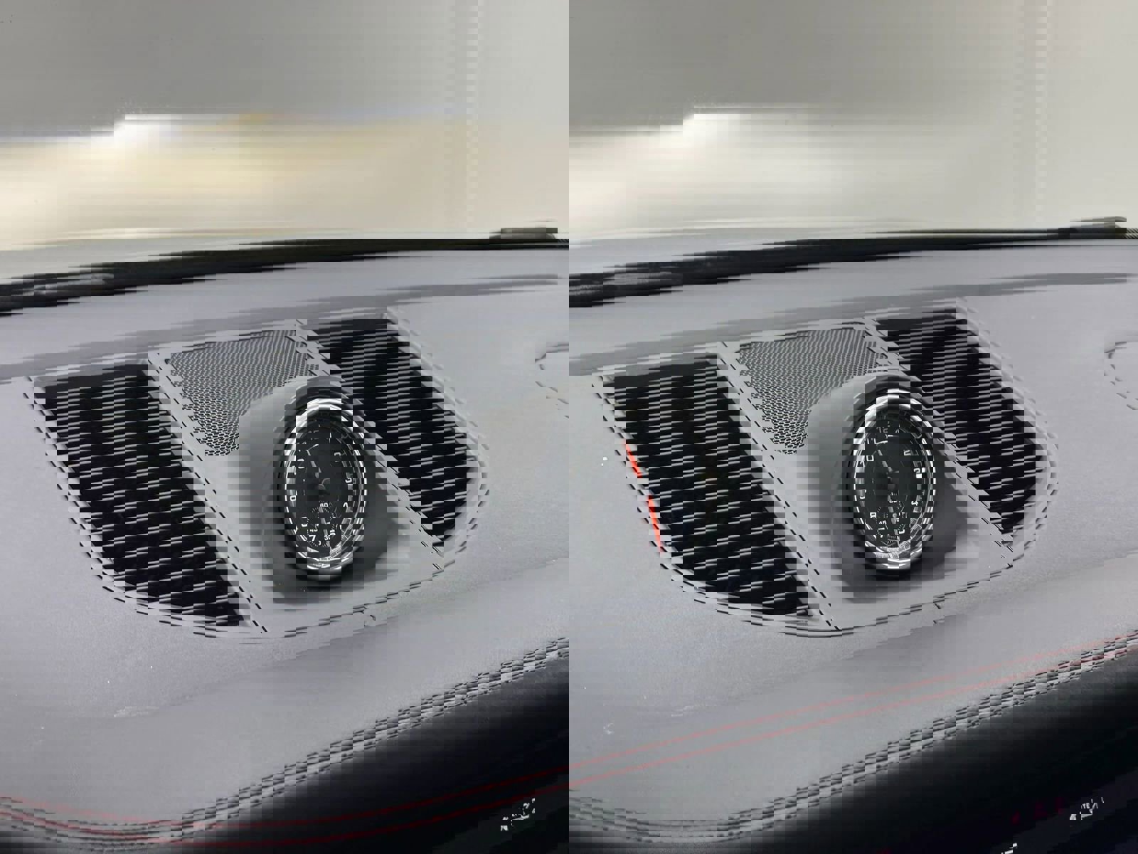 Used 2019 Porsche Macan S w/ Premium Package Plus image 25