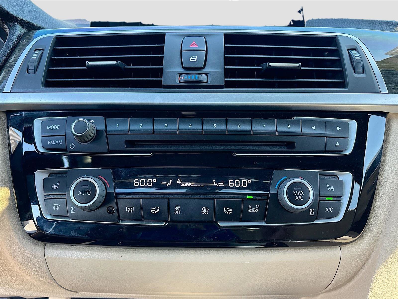 Used 2017 BMW 330i Sedan image 19