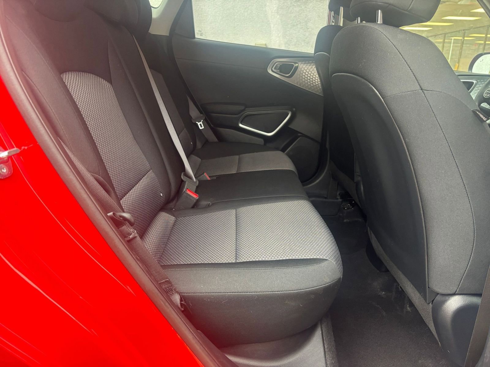 Used 2025 Kia Soul LX w/ LX Technology Package image 36