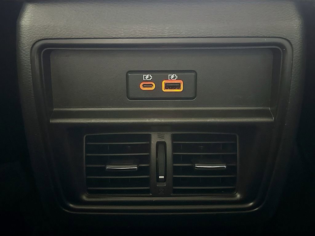 Used 2020 Nissan Murano SV image 23