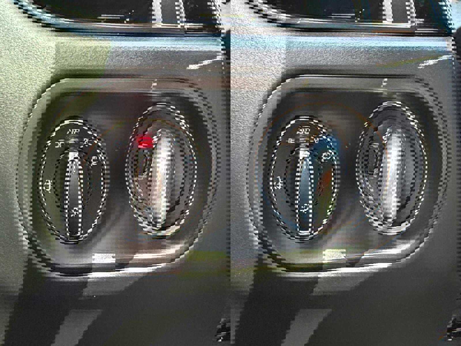 Certified 2023 Porsche Macan S image 27