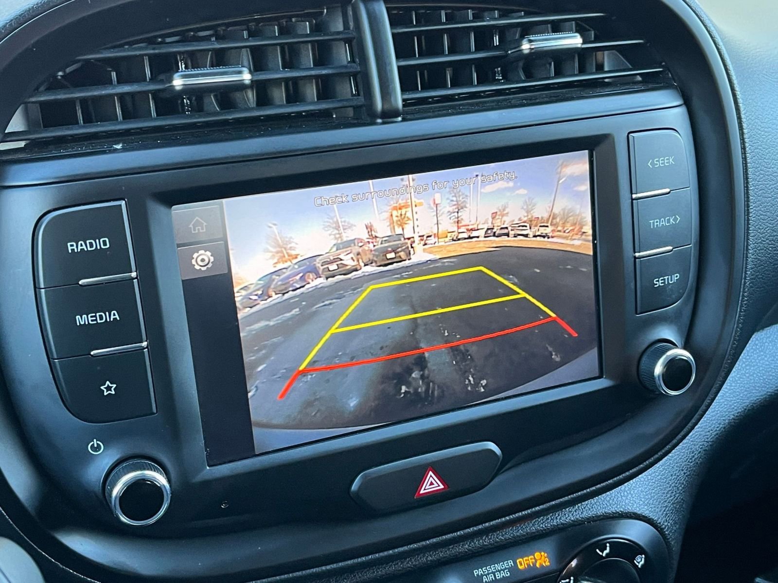 Used 2025 Kia Soul LX w/ LX Technology Package image 17