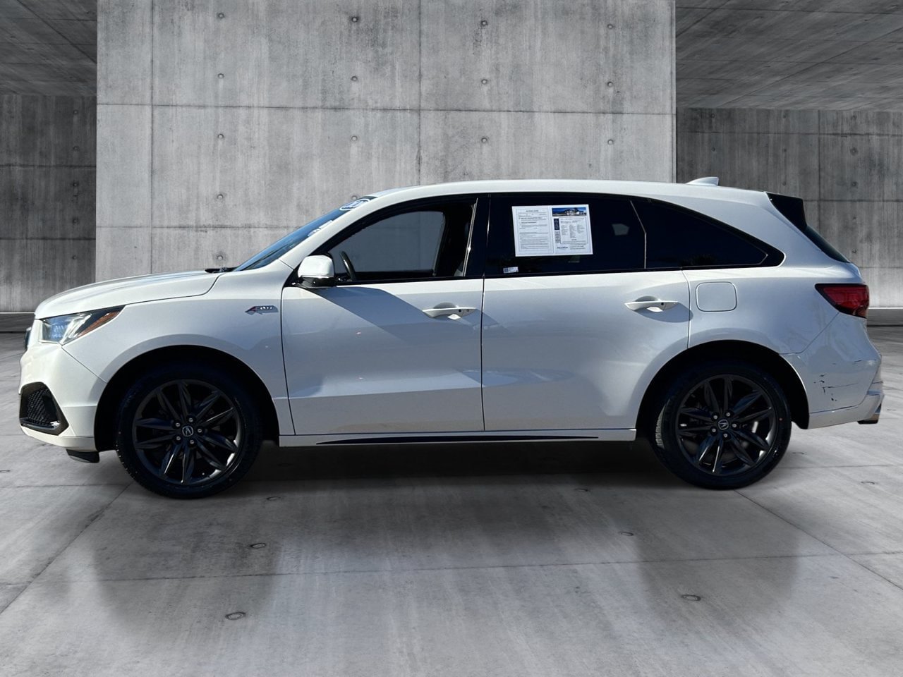 Used 2020 Acura MDX w/ Technology Package AWD/4WD image 2