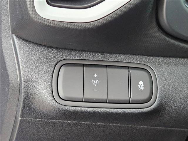 Certified 2024 Hyundai Venue Limited FWD image 27