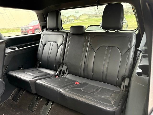 Used 2021 Ford Expedition Limited image 22