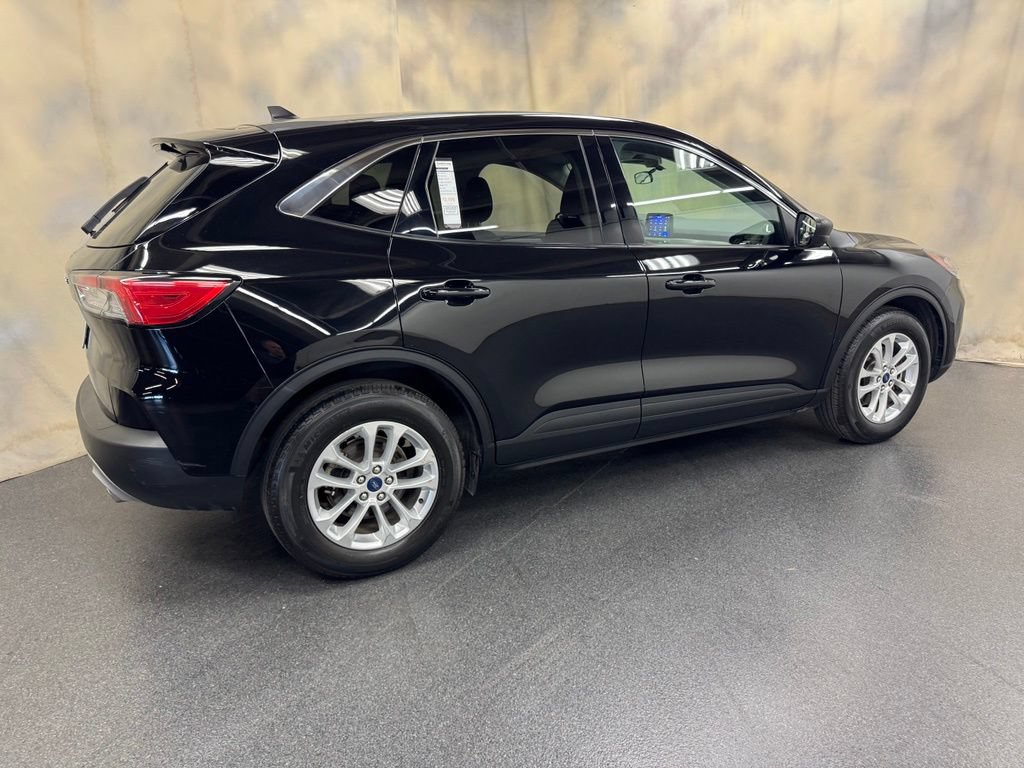 Used 2022 Ford Escape SE w/ Convenience Package FWD image 10