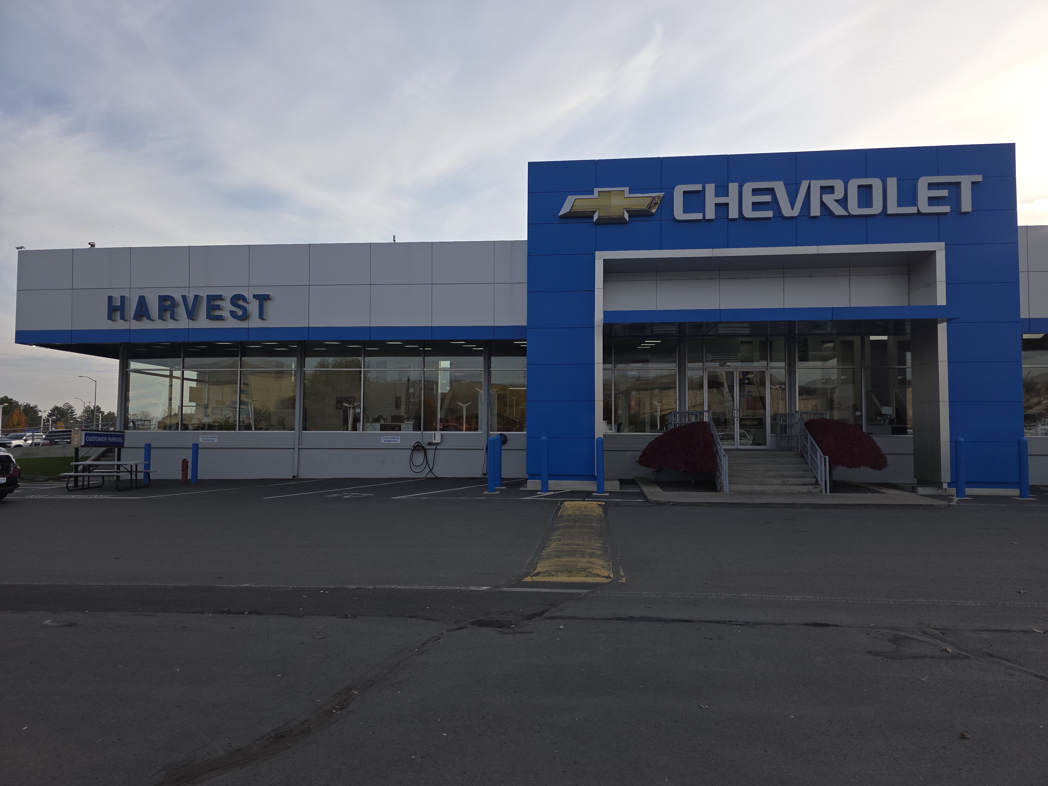Certified 2018 Chevrolet Silverado 1500 LT w/ All Star Edition AWD/4WD image 4