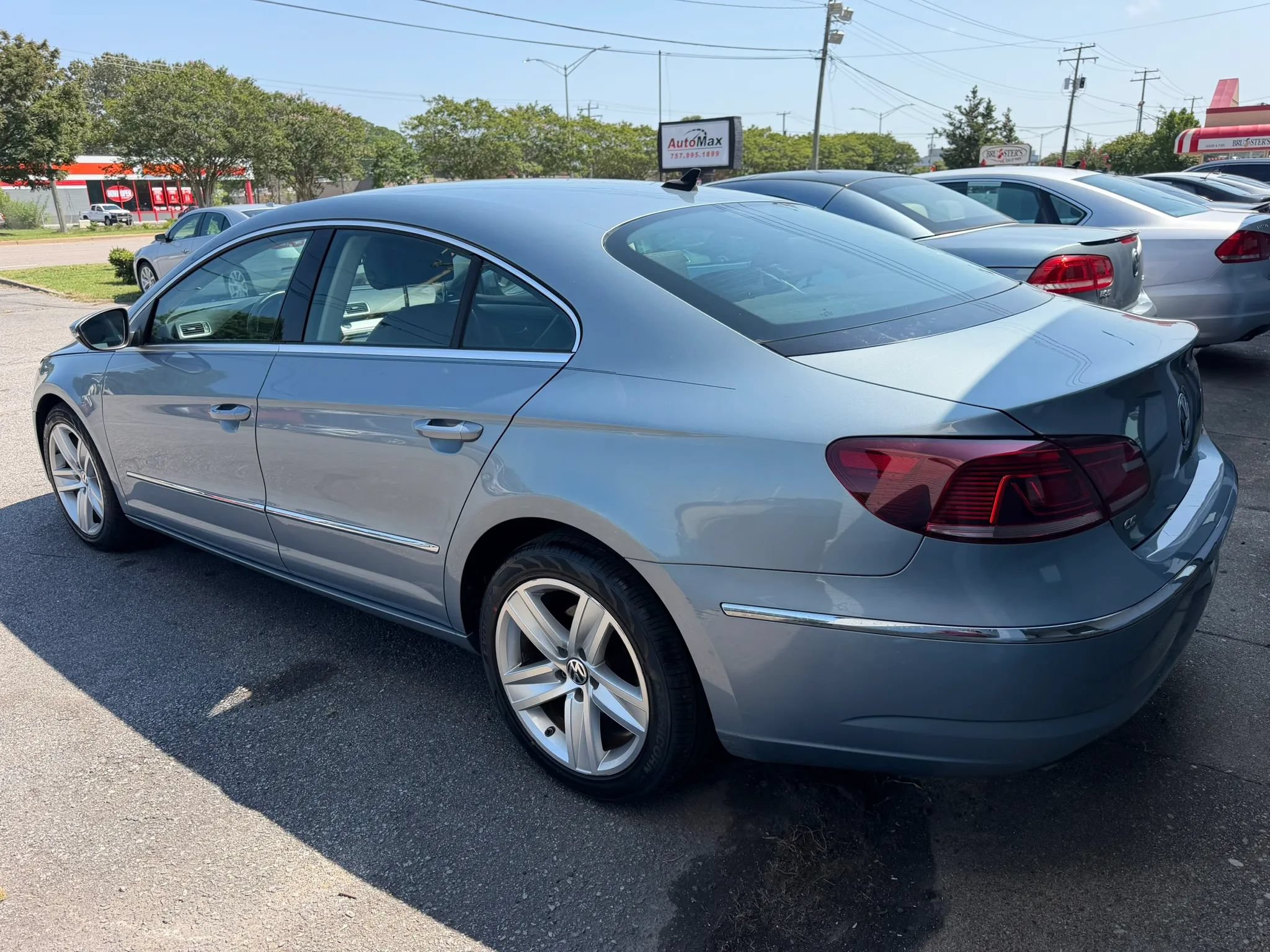 Used 2013 Volkswagen CC Sport FWD image 2