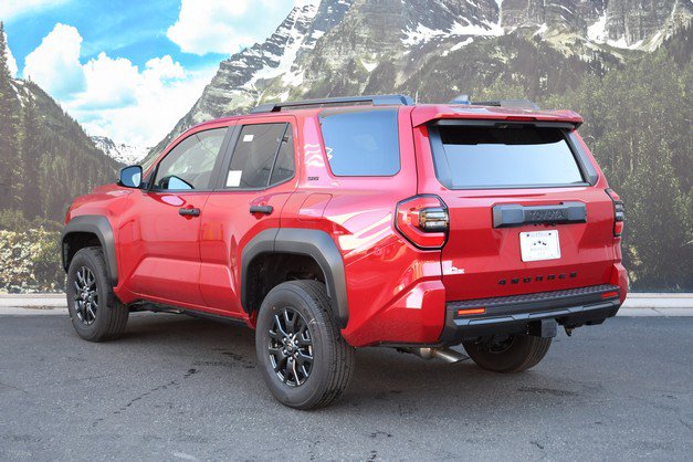 New 2026 Toyota 4Runner SR5 image 3