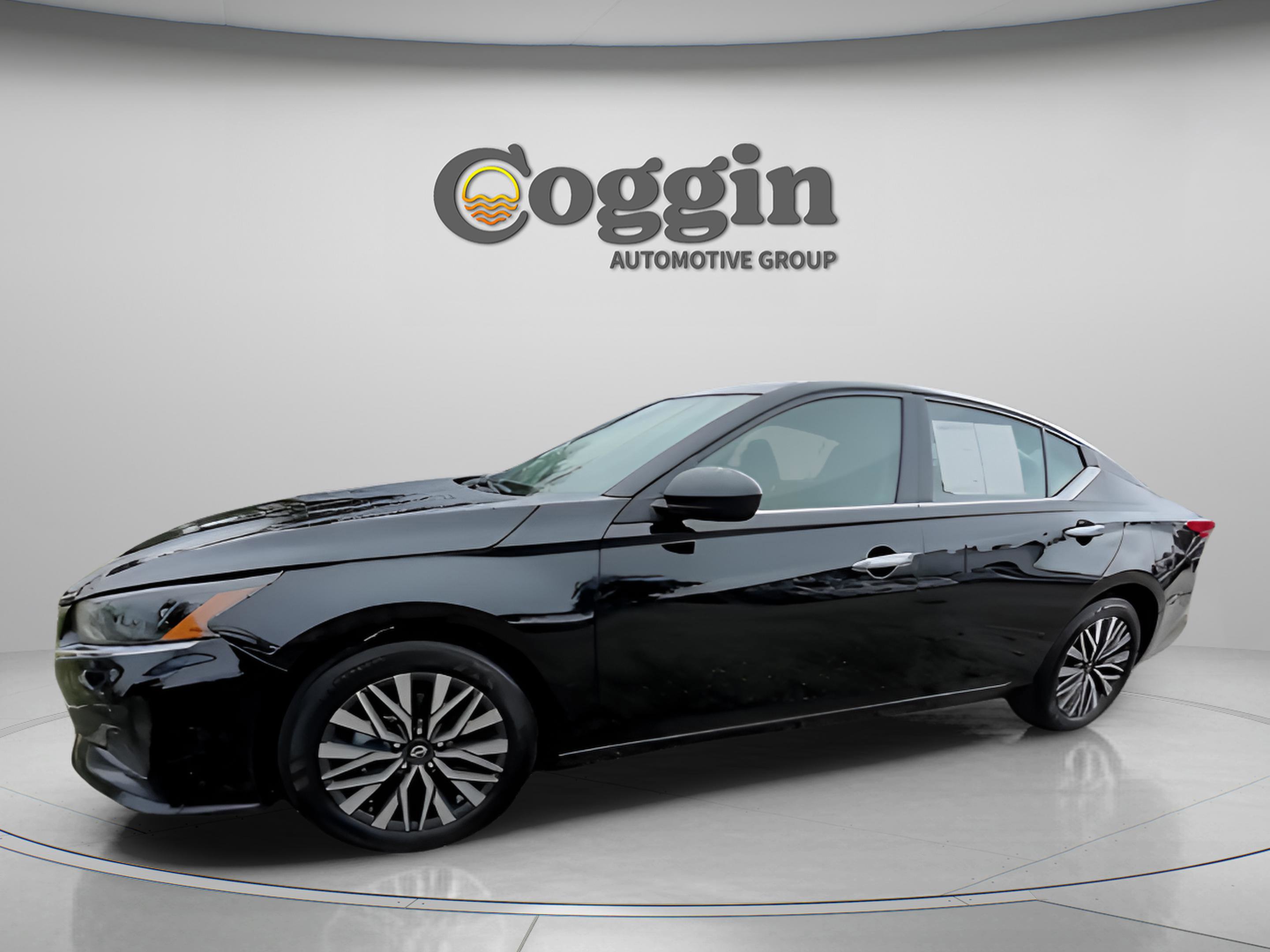Used 2024 Nissan Altima 2.5 SV image 4
