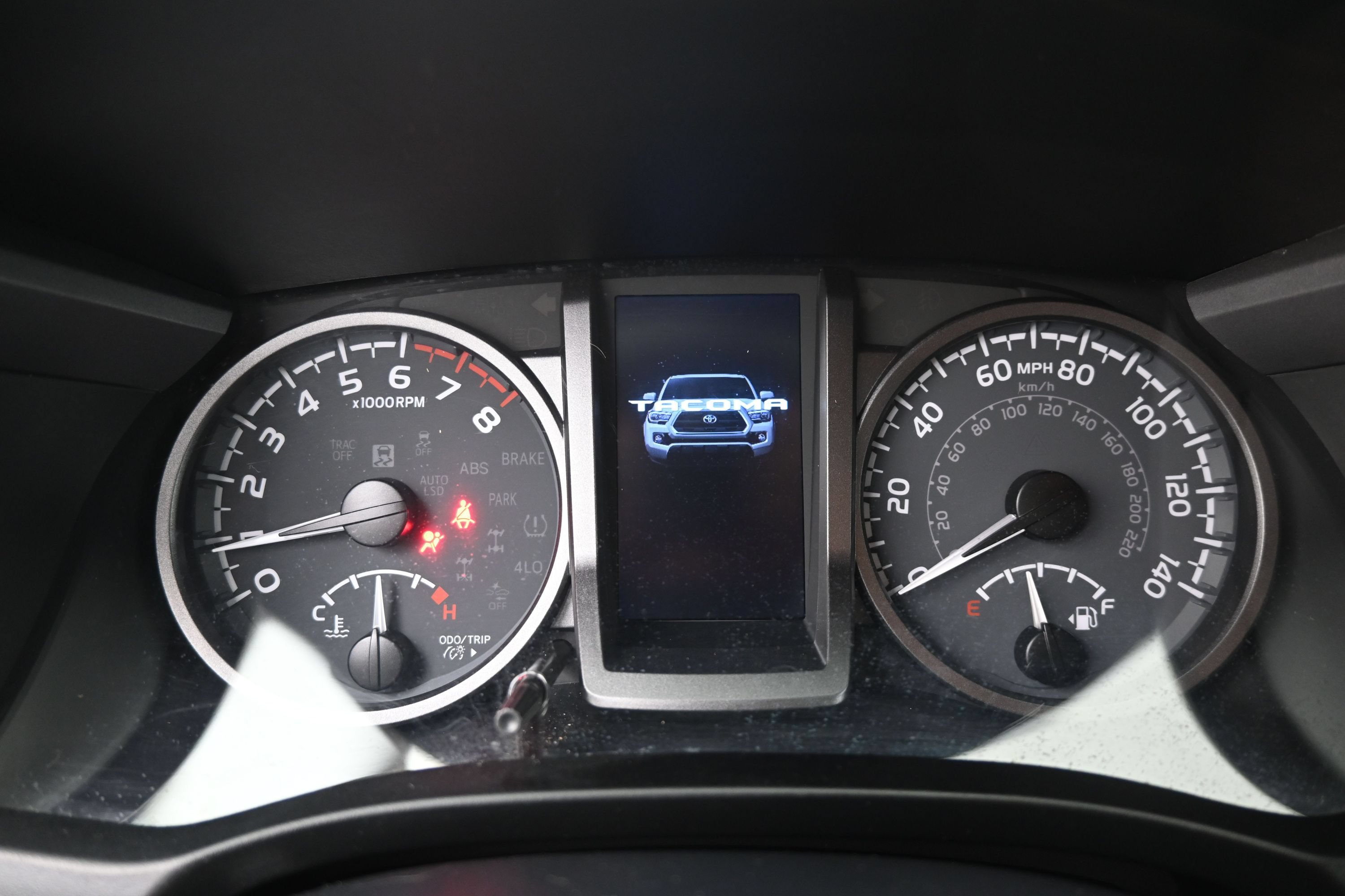 Used 2022 Toyota Tacoma TRD Off-Road w/ Technology Package AWD/4WD image 12