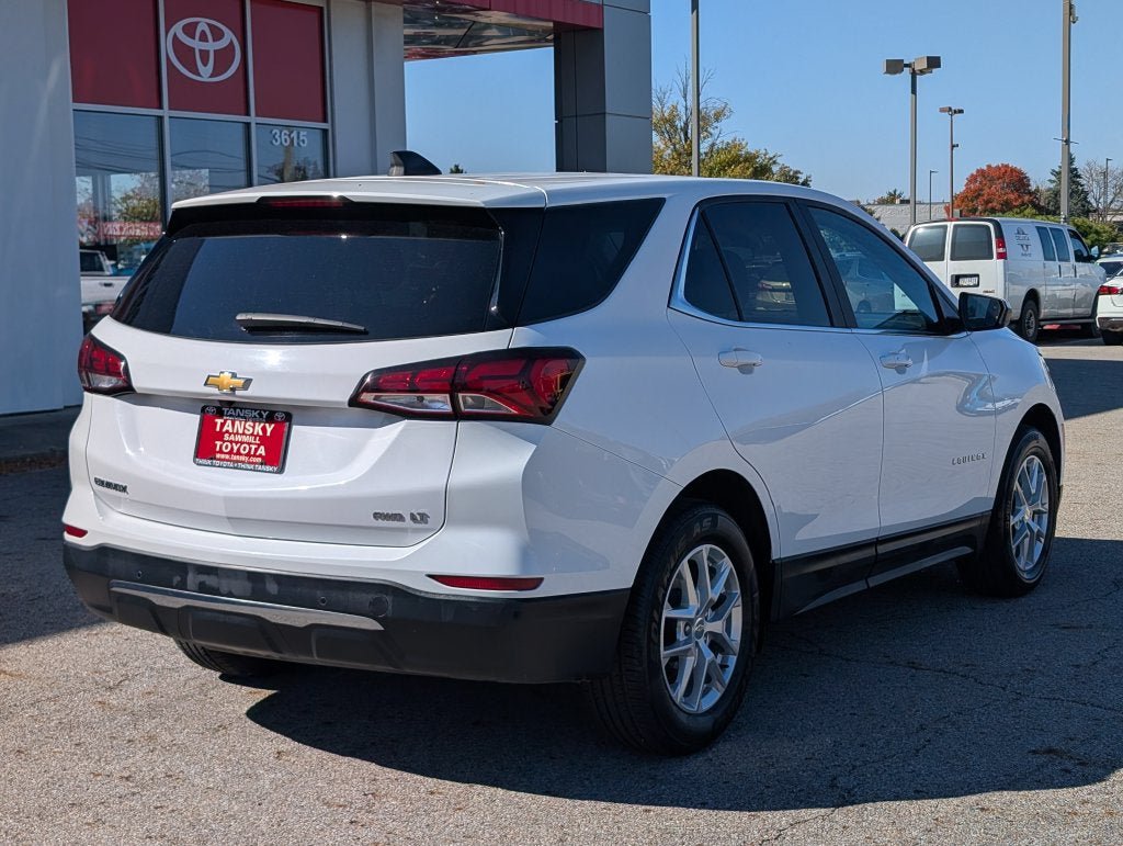 Used 2024 Chevrolet Equinox LT AWD/4WD image 8
