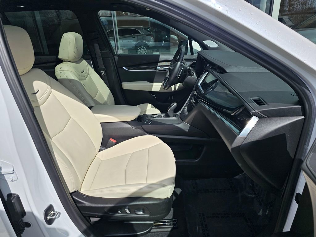 Certified 2023 Cadillac XT6 Sport image 11