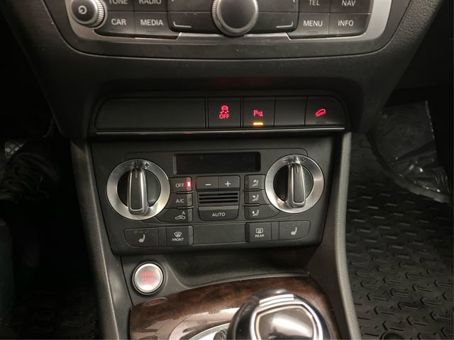 Used 2015 Audi Q3 2.0T Prestige w/ Prestige Package image 32