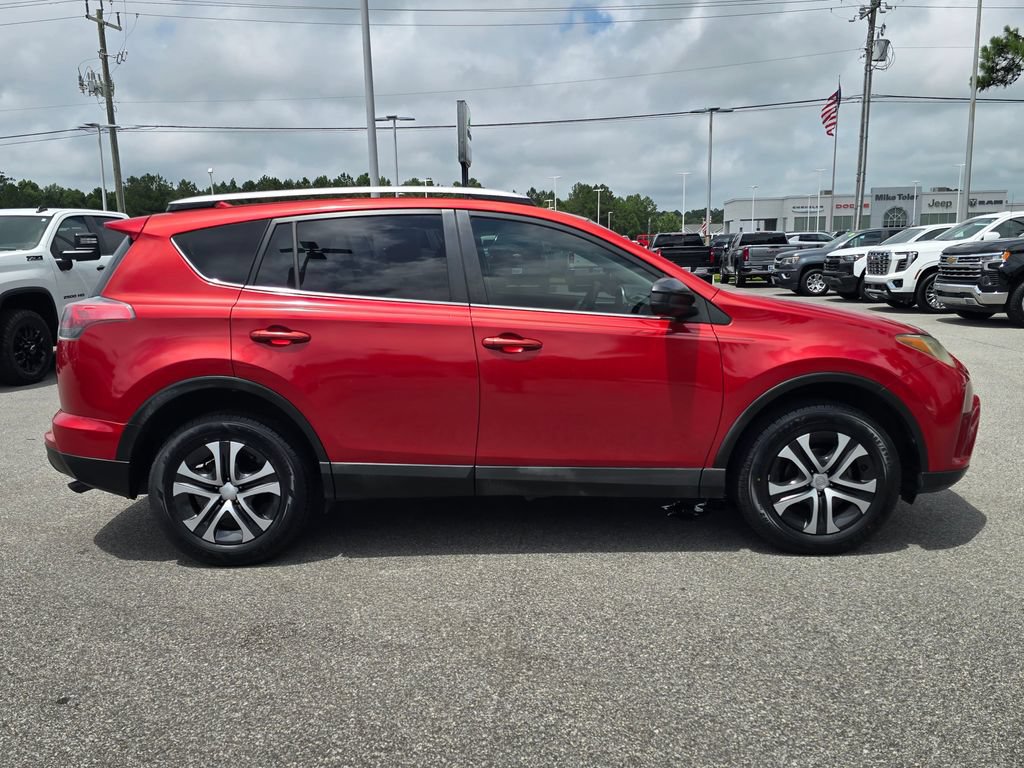 Used 2016 Toyota RAV4 LE FWD image 6