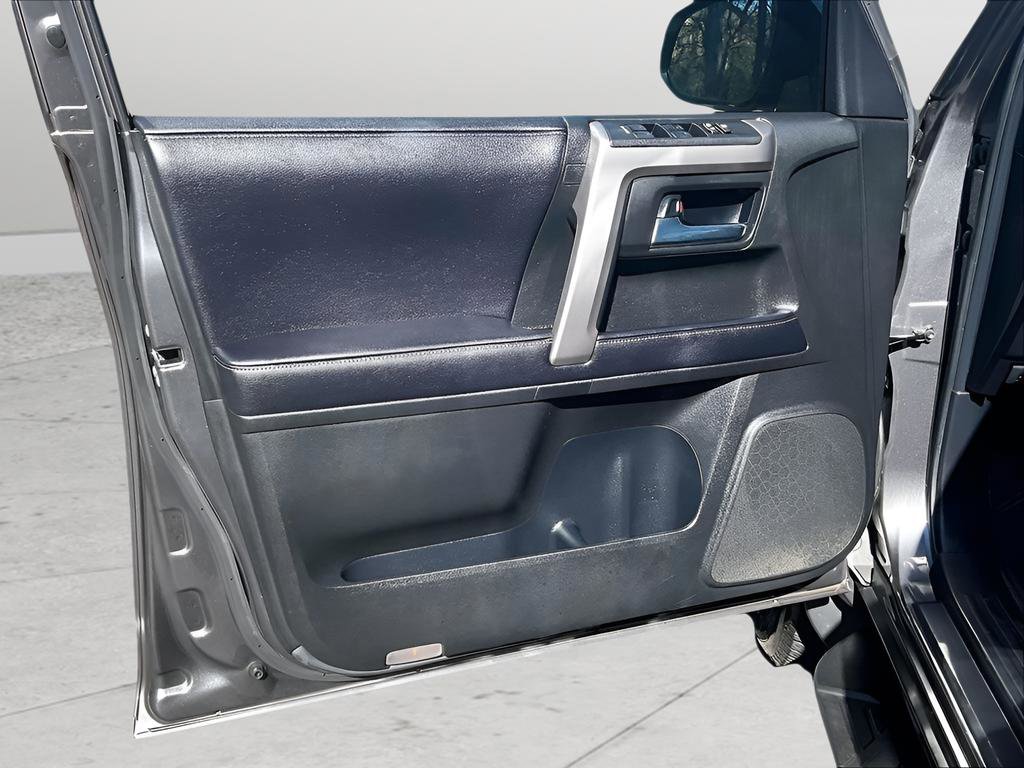 Used 2018 Toyota 4Runner SR5 image 22