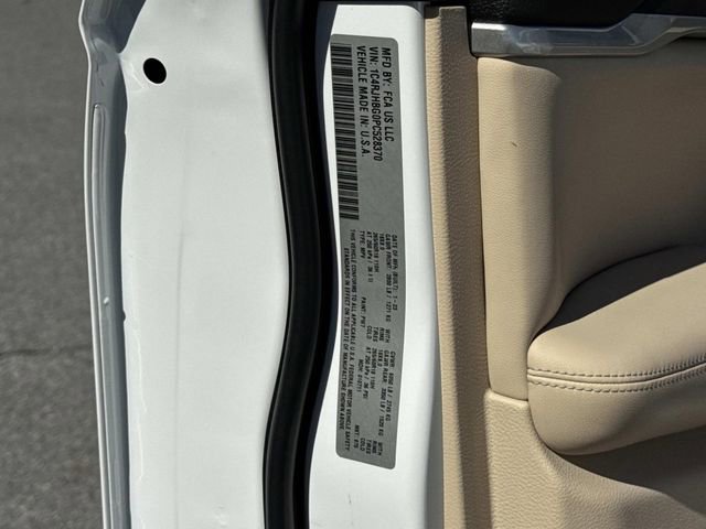 Used 2023 Jeep Grand Cherokee Limited w/ Trailer Tow Prep Group (B) image 31