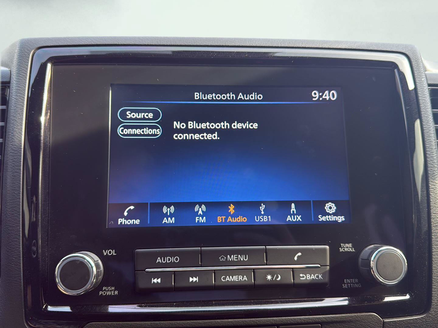 Used 2023 Nissan Frontier SV w/ Midnight Edition Package AWD/4WD image 4