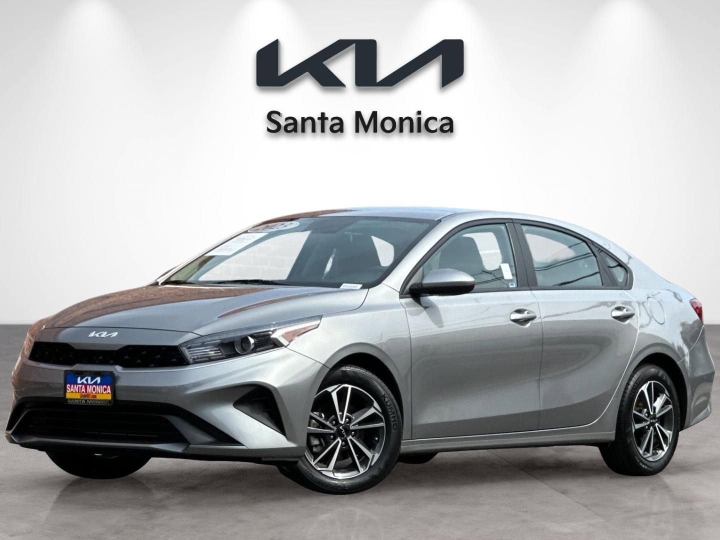 Certified 2023 Kia Forte LXS image 2