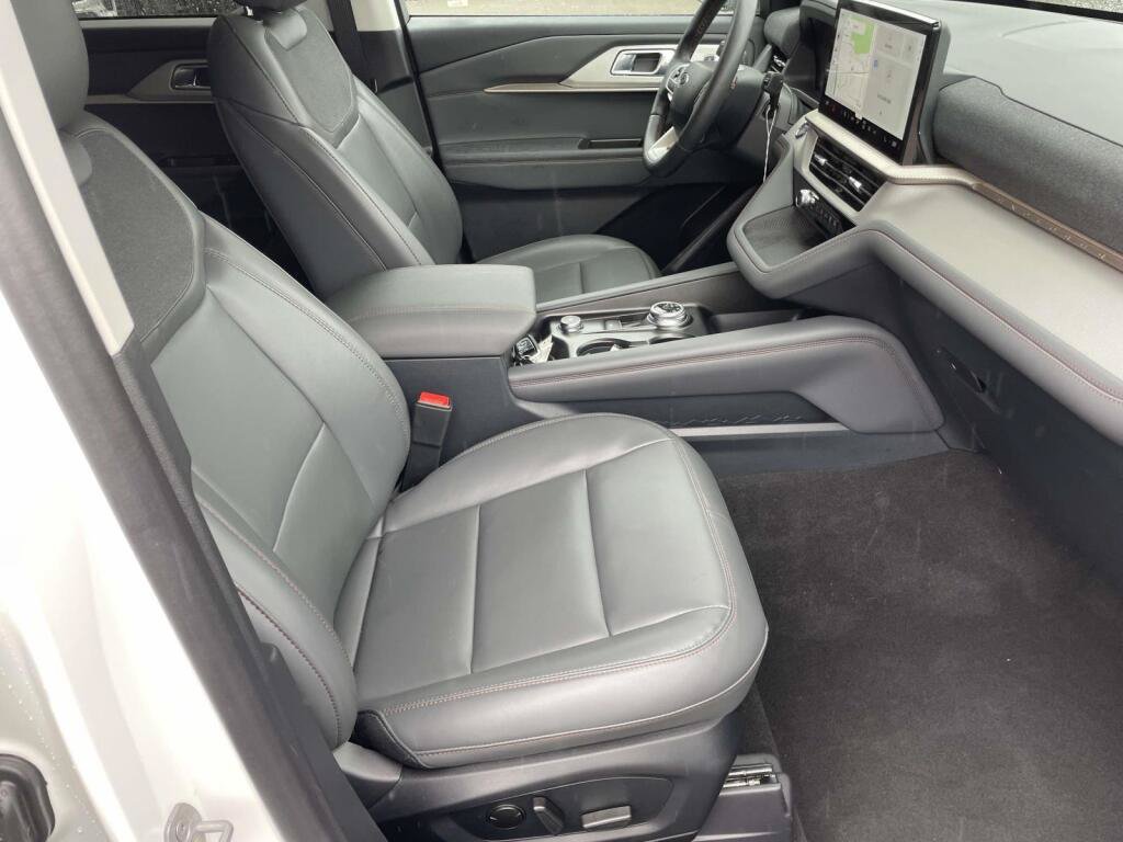 New 2026 Ford Explorer Active w/ Active Comfort Package AWD/4WD image 21