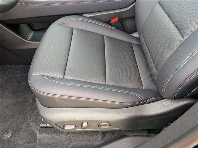 New 2026 Chevrolet Traverse LT w/ Sun and Wheel Package FWD video 4