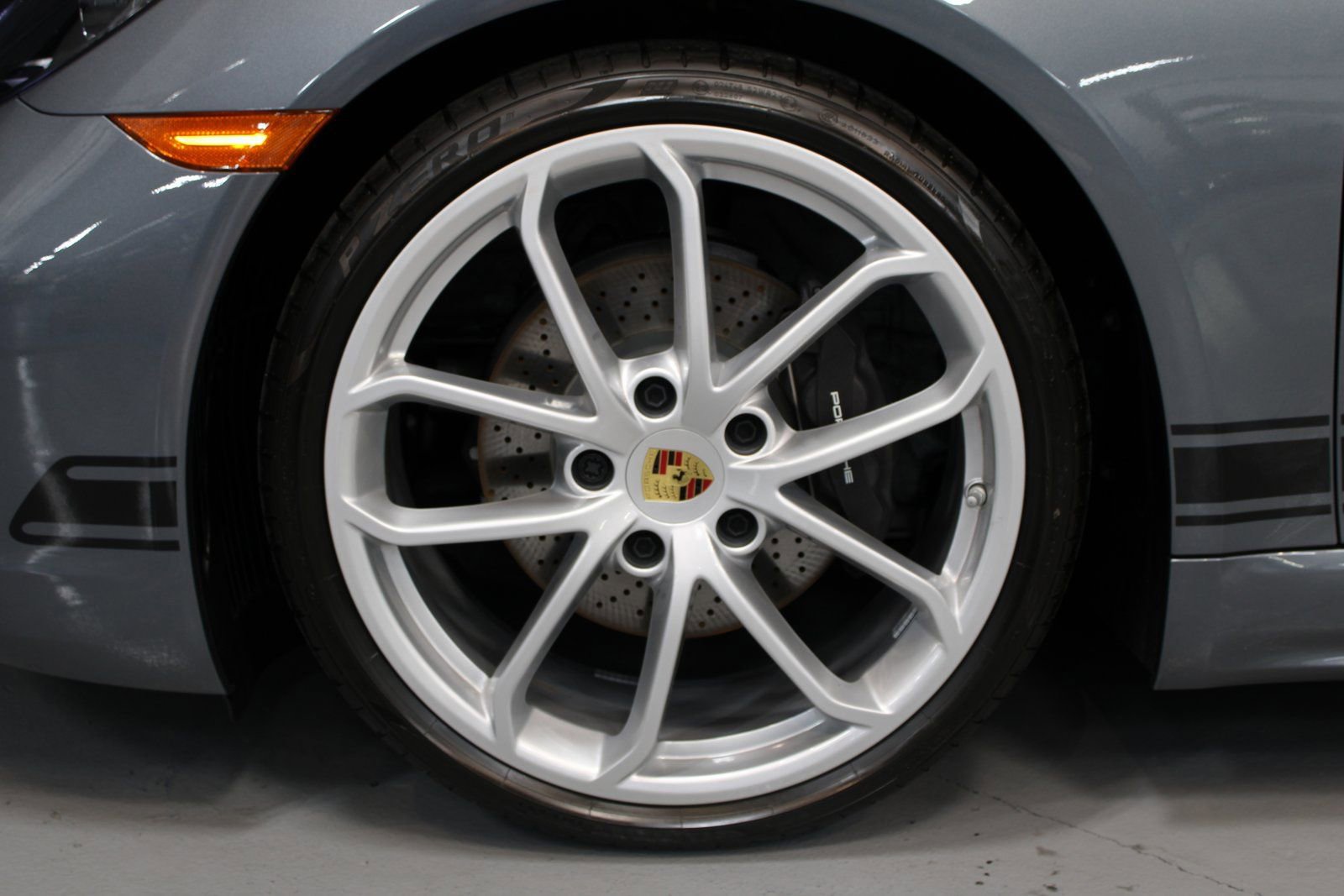 New 2025 Porsche 718 Cayman image 11